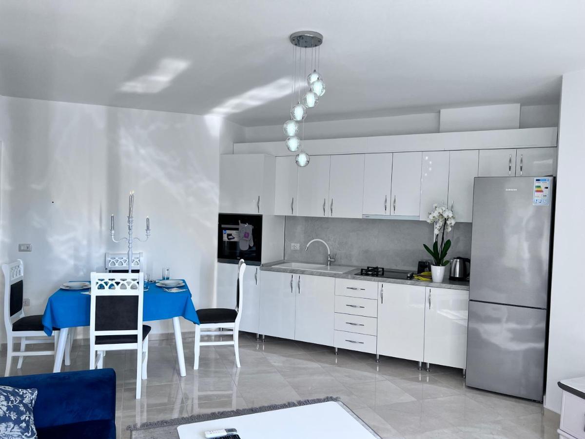 Ferienwohnung White Luxury Shkodra Exterior foto
